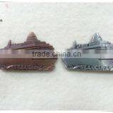 Fashionable Ship Shape Metal Fridge Magnet thumbnail-1