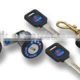 GOOD QUALITY CAR DOOR LOCK thumbnail-1