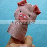 2017 Best Selling New Product Decorative Custom Handmade Fabric Felt Cheap Fashion Innovative Pig Puppet Wholesale thumbnail-1