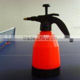 2L Pressure Water Sprayer Garden Chemical Spray Bottle Gardening Tool thumbnail-4