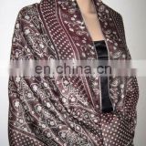 pashmina scarf made by 100% polyester with silver thread