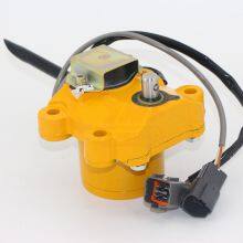 Excavator Parts Engine Controller PC200-5 PC220-5 PC120-5 Throttle Motor Accelerator Motor 7824-30-1600 for Komatsu thumbnail-1