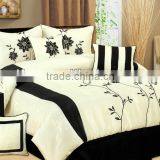 7Pcs Flocking Comforter Set