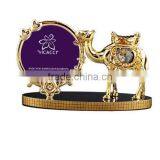 Fashionable 24K Gold Plated Rose Round Photo Frame With Camel Decoration thumbnail-1