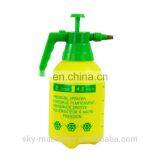 Hot Selling 2L Manual Pressure Sprayer thumbnail-2