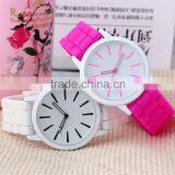 2014 Unisex 10 Colors Women Wrist Watch thumbnail-5