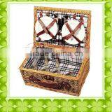 Hand-made Willow Basket With Liner thumbnail-1