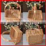 Boat Shaped Willow Basket Wholesale thumbnail-1