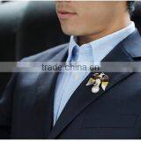 Womens Blue Yellow Oil Drop Eagle White Pearl Bead Elegant Fashion Breastpin Brooch Pin thumbnail-6