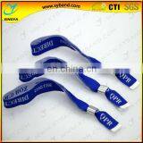 2015 Promotional custom fashionable fair wristband