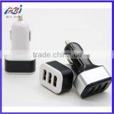 3 Port Aluminum USB Car Charger thumbnail-4