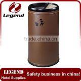 Hotel Lobby Garbage Can Cleaning Truck thumbnail-1