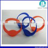 Customized Rubber Colorful Silicone Waterproof RFID Wristband/Bracelet thumbnail-2
