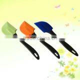 Heat Resistant Silicone Kitchen Utensil Tool Spatula Set With Plastic Handle thumbnail-3