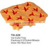 Plastic Star Shape Ice Cube Tray thumbnail-2