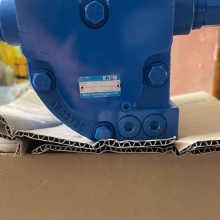 Excavator Parts XCMG 35 Micro Excavator Swing Motor Sany 35 Caterpillar 303 Sunward 18 Swing Motor thumbnail-2