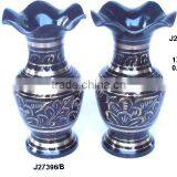 Enraving Work on Traditional Indian Vases Made in Cast Brass thumbnail-1