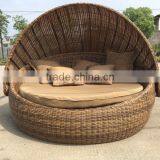 Round Bed thumbnail-1
