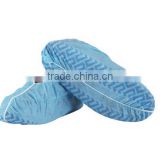 Disposable anti-slip non woven shoe cover for food industry