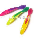 High Quality Baby Temperature Colored Changing Plastic Heat Sensitive Spoon thumbnail-1