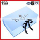China Nice Logo Foil Stamping Book Shaped Custom Printed Paper Shoe Box