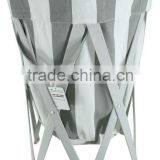 Patent Foldable Wooden Canvas Laundry Basket thumbnail-1