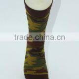 Men Camouflage Design Crew Sport Socks Thick Elite Basketball Socks thumbnail-5