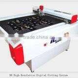 IECHO BK2516 Automatic Cutting Machine for Carpet Rubber Composite Car Mat thumbnail-1