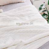 China Cheap Reversible Cream Color Plush Sherpa Blanket With Metallic Silver Yarn Knit Lurex thumbnail-6