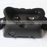 Cell Phone Watching 3D Movies 3D Glasses Virtual Reality thumbnail-5