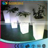 Colors Changing Iluminated LED Garden Outdoor Planter Flower Pot Light thumbnail-2