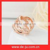 Charm Design Diamond Couple Ring thumbnail-3