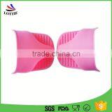 China Manufacturers Food Grade Heat Insulation Eco-friendly Non-toxic Microwave Oven Gloves thumbnail-1