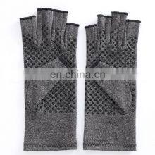 Cheap Half Finger Pain Relieve Compression Other Sports Gym Anti Slip Silicone Dots Arthritis Gloves thumbnail-4