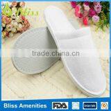N178 White Comfortable Hotel Disposable Slipper Fits All Size White & Yellow Color thumbnail-2