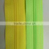 Colorful Plastic/Nylon Zipper With Auto Lock thumbnail-2