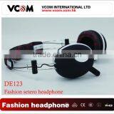 2013 fashion cheap headphone with super bass free samples