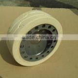 Quick Delivery Factory Solid White Wall Tyre for Lifting Platform thumbnail-5