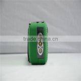 Design Solar Emergency Radio, Hand Crank to Wind Up, Flashlight, Phone Charger, Green thumbnail-5