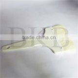 Wool Paint Brush With Plastic Handle thumbnail-1