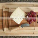 3-Piece Bamboo Cutting Board Set With Juice Groove and Handle thumbnail-4