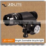 Bright Zoomable front bike light and Easy Installation led bicycle with max 200 lumens output