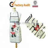 Funny Kitchen Set Oven Mitt thumbnail-1