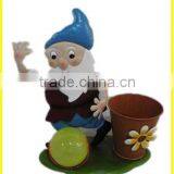 Christmas Sales Wholesale Outdoor Garden Gnome Drwaf Solar Light With Planter Decoration for Christmas Festival thumbnail-3