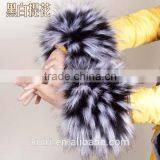 Factory Supply High Quality Extra Large Faux Fur Fox Fur Cuff Oversleeps Hand Ring Wristiest Gloves thumbnail-4