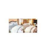 OEM Beige / White Complete 100 % Cotton Hotel Bedding Sets