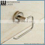 China Manufacture Zinc Alloy Brush Nicked Bathroom Sanitary Items Wall Mounted Toilet Paper Holder thumbnail-4