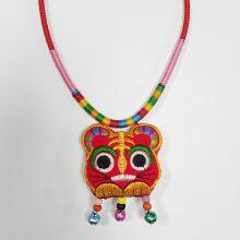 Chinese Traditional Handicraft Cloth Tiger Pendant Handmade Gift thumbnail-4