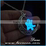 Fancy Glow Necklace Long Chain Alloy Vintage Jewelry Necklace Luminous thumbnail-3