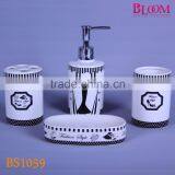 China Supplier Colorful Bathroom Accessories Set thumbnail-1